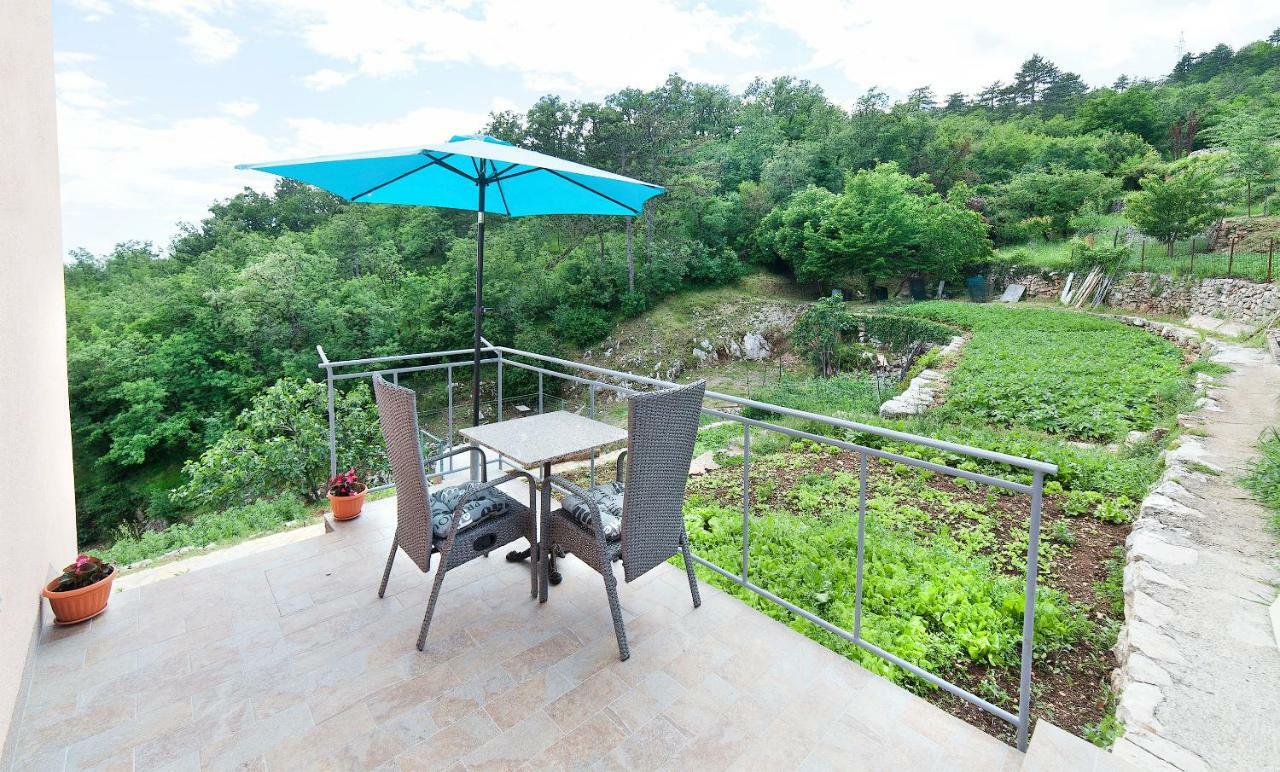 Apartmani Sandra Rovini 莫什奇尼策 外观 照片